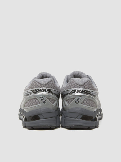 GEL-KAYANO 20 Sneaker in Gravel & Pure Silver
