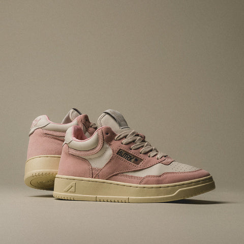 Open Mid W