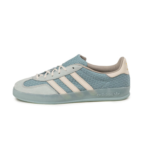 Gazelle Indoor
