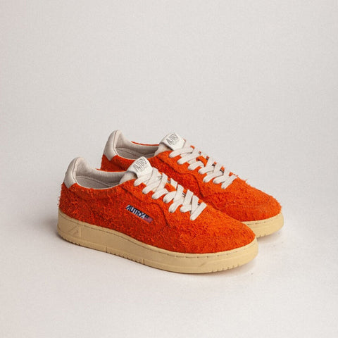 Medalist *Hairy Suede*