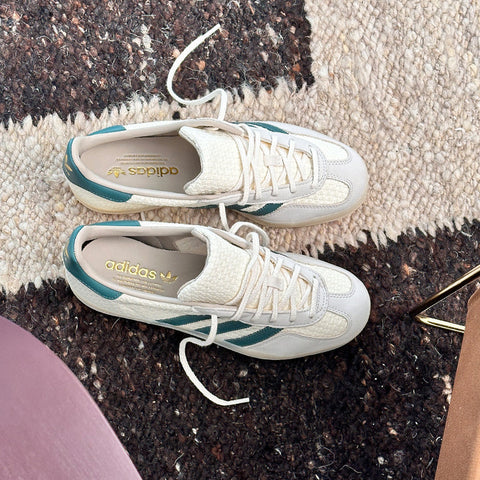 Gazelle Indoor