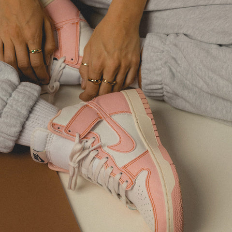 Wmns Dunk Hi 1985