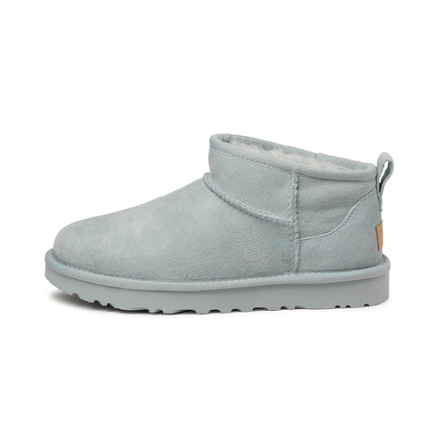 Wmns Classic Ultra Mini