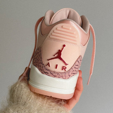 Wmns Air Jordan 3 Retro