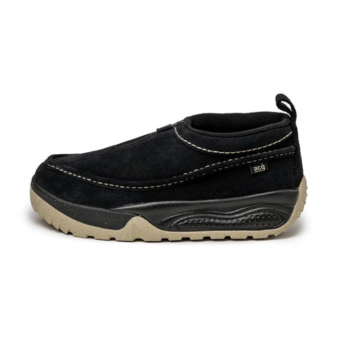 ACG Izy