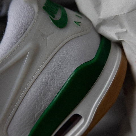 Air Jordan 4 RM