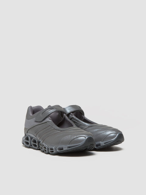 x TAQWA WMNS Megaride Mary-Jane Sneaker in Iron Metallic