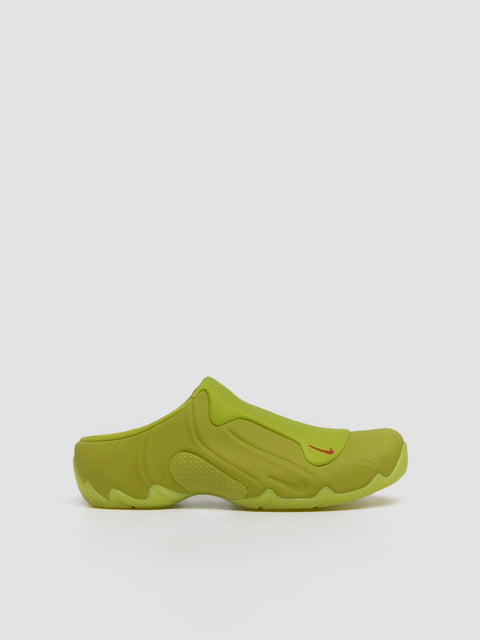 Clogposite Slide in Bright Cactus & Picante Red