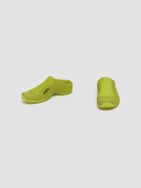 Clogposite Slide in Bright Cactus & Picante Red