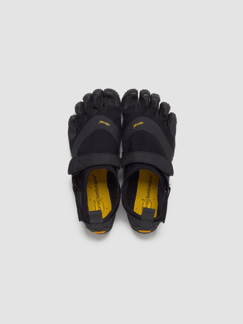 V-Aqua FiveFingers Shoes in Black