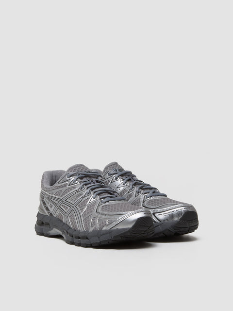 GEL-KAYANO 20 Sneaker in Gravel & Pure Silver