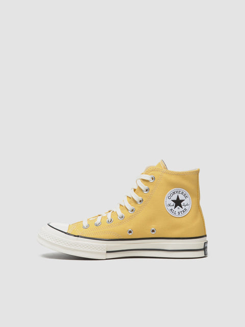 Chuck 70 Vintage Canvas Hi Sneaker in Bananas
