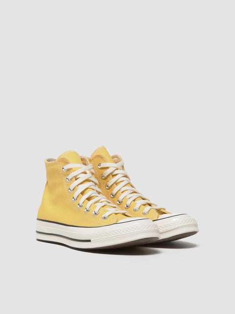 Chuck 70 Vintage Canvas Hi Sneaker in Bananas