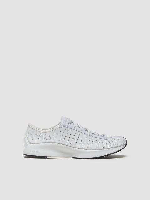 WMNS Air Superfly Sneaker in Summit White & Metallic Silver