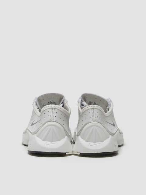 WMNS Air Superfly Sneaker in Summit White & Metallic Silver