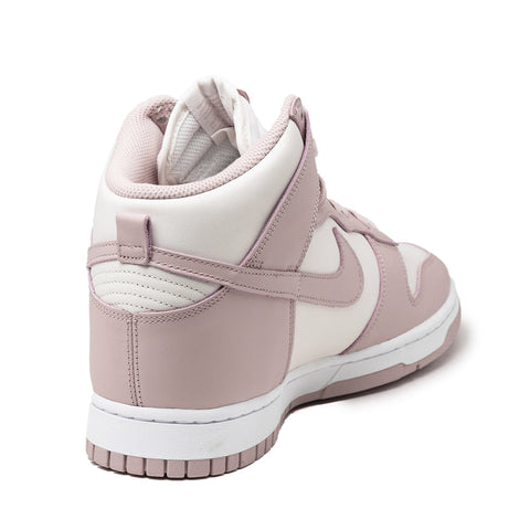 Wmns Dunk High