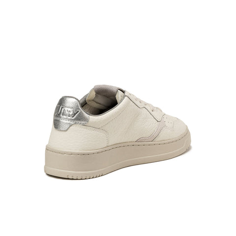 Medalist *Elephant Texture / Suede*