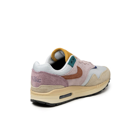 Wmns Air Max 1