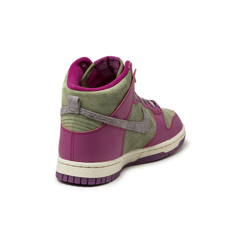 Wmns Dunk High