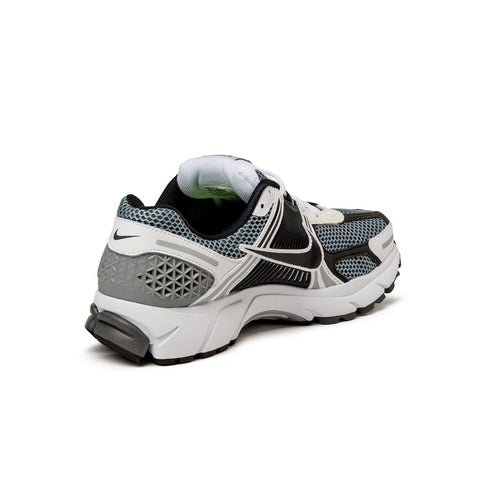 Zoom Vomero 5