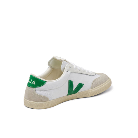 Volley W