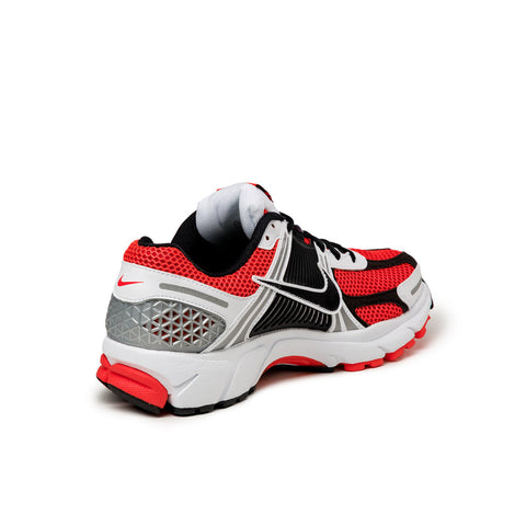 Zoom Vomero 5