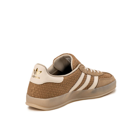 Gazelle Indoor
