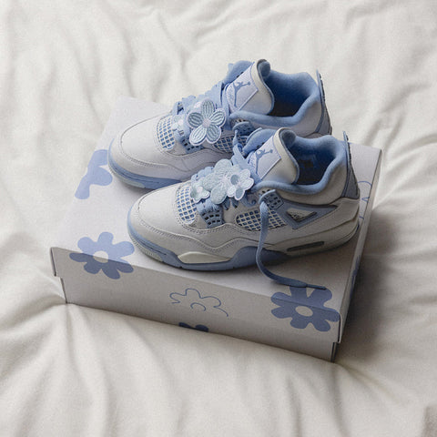 Wmns Air Jordan 4 Retro