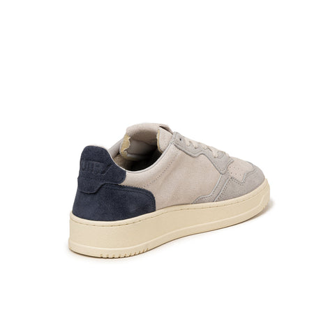 Medalist *Suede*