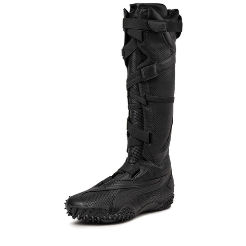 Mostro Boot