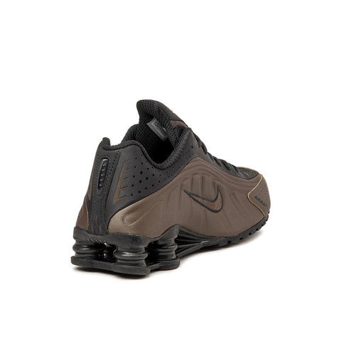 Wmns Shox R4