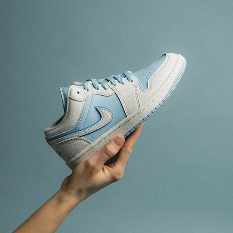 Wmns Air Jordan 1 Low