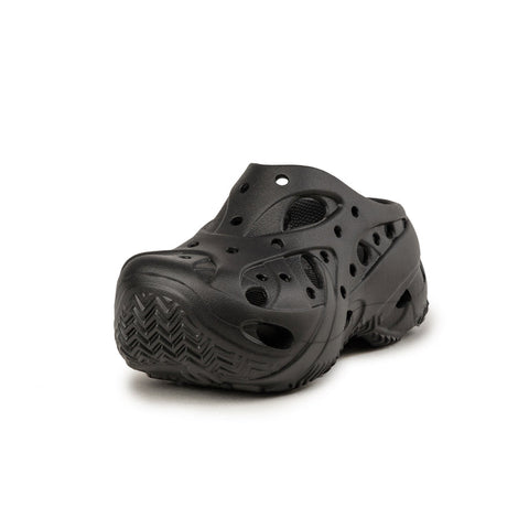 Caged Clog