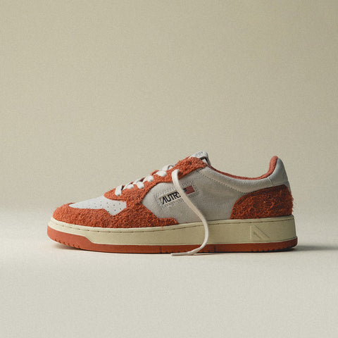 Medalist *Suede / Long Suede*