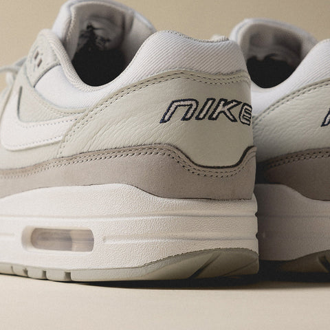 Wmns Air Max 1