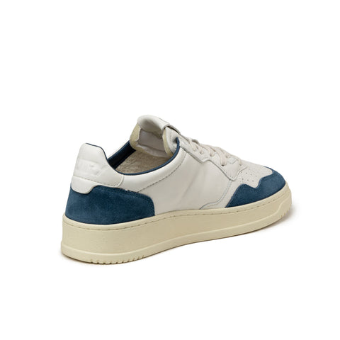 Medalist *Goat / Suede*